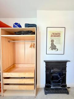 St George's Cool City Flat - 7