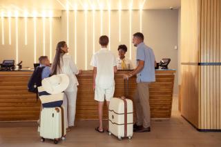 Sonesta Maho Beach All Inclusive Resort Casino & Spa - Maho Reef - 5