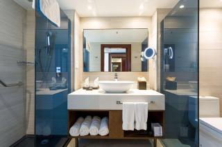 Sonesta Maho Beach All Inclusive Resort Casino & Spa - Maho Reef - 3