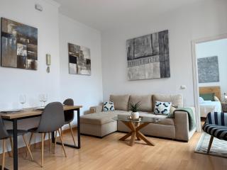 Cozy 1BR Picasso By Easytrip - Málaga - 9
