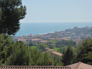 132 - Appartamento trilocale al primo piano al Taunus con portico vista mare - climatizzato SPIAGGIA inclusa nel prezzo - Numana - 9