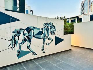 Peaceful 2 Bed Oasis Suite in JVC - 5