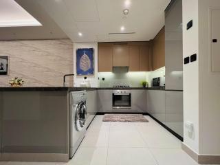 Peaceful 2 Bed Oasis Suite in JVC - 3