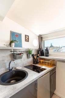 Homelivia, ATTIC ROOM -Mansardé sous les toits de Nice - Nice - 9