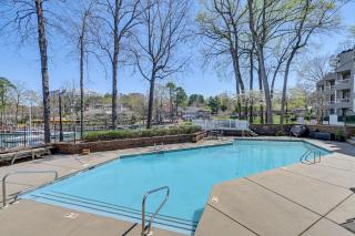 Waterfront Lake Norman Retreat with Pool Access! - Davidson - 8