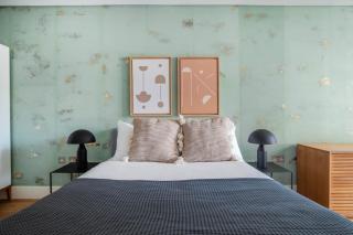 Blueground Aldgate near train Liverpool St LON-516 - 1