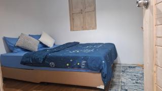 The Grove Guesthouse - Patong Beach - 9
