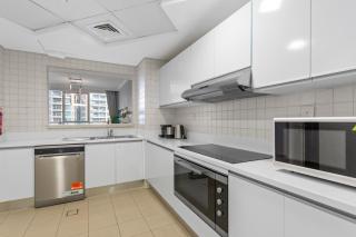 Serene 2-bedroom Escape with Sea Steps Away in JBR - 1