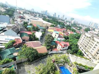 Elegant 2BR Flat in QC with Netflix and Parking!! - Manila - 3