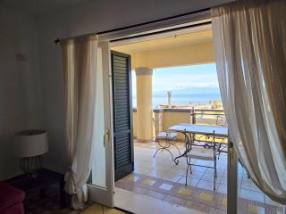 Taormina Ibiscus Apartment by Taormina Holidays - Taormina - 9