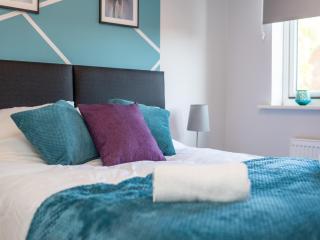 Stunning 3 Bed House For 5, Central Free Parking - Kent - 0