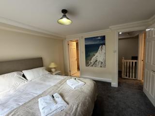 4 Queens Gardens Seaside Apartment - Eastbourne - 6