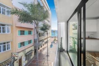 Las Canteras Lighthouse - 0