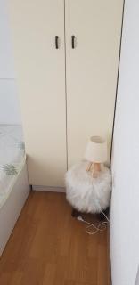 Room in the Center of Peja - Females Only - Pejë - 0