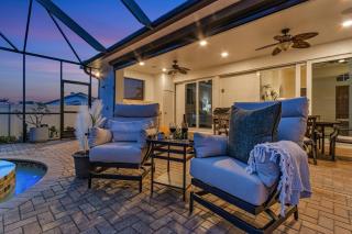 Heated Pool & Spa, Gulf Access, Dock and Tiki Hut - Coastal Escape - Roelens Vacations - Cape Coral - 4