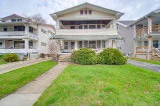 Home 2 Mi to Lakewood Park and Solstice Steps! - Lakewood - 8
