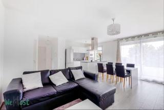 Perollier bedroom apartment with balcony and pool - Écully - 0