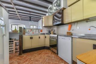 Pareti house - - 9