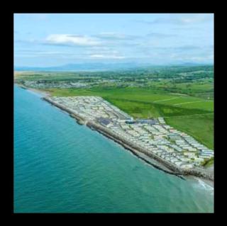 Beehive 136 - Barmouth - 2
