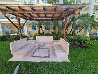 Diamante Lakes Condominium, in front of Arena GNP - Acapulco - 2