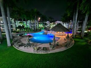 Diamante Lakes Condominium, in front of Arena GNP - Acapulco - 7