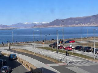 Cozy room central of town - 1