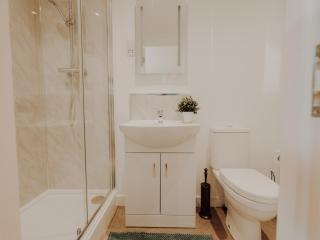 City Central, Sleeps 5, 3 Beds, Free Parking - Nottingham - 5