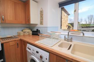 Tinkers Cottage - 1