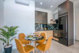 Gems - Stunning 2BR Apts - Steps from the Beach! - Kissamos - 2
