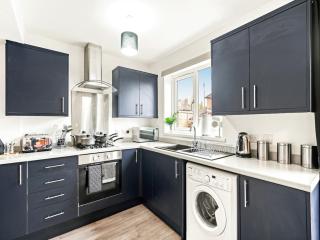Contractors, Sleeps 7, Free Parking, Spacious, Comfy Beds - Derby - 7