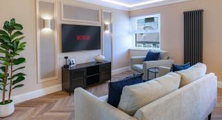 Cheltenham Loft - 7