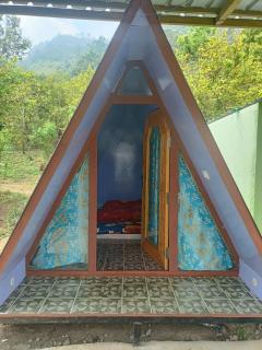 Croods cabin - 0