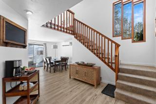 Happy Hideaway - Aspen Village Condo w seasonal pool, close to lake, park, golf, and downtown - McCall - 7
