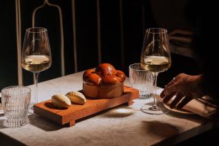 Loft Room with King Size Bed with En Suite Bath - London - 6