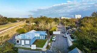Beautiful studio close to the beach! - Gulfport - 1