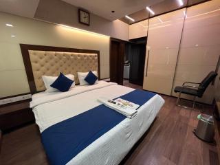 Zenith Luxe Suites - Near IIT & Hiranandani, Powai - Mumbai - 2