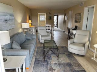 109 - First floor 2/2- Comfort and Convenience - New Smyrna Beach - 9