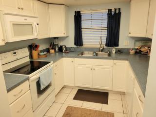 103 -One Bedroom with Futons Ground Floor - 5