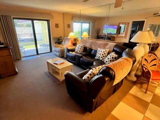 107 - 2/2 Poolside Ocean View - 0