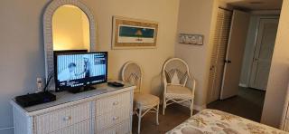 111 - Poolside 1 bedroom closest to the water - New Smyrna Beach - 3