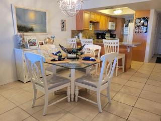 409 - 2/2 Stunning Condo Ocean View - New Smyrna Beach - 1
