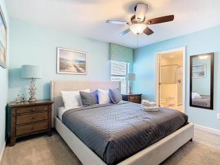 Championsgate Stunning 8BR Villa Pool Spa Game Rm - 6