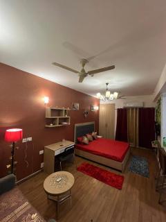 Skyline Escape Stylish Studio Apartment with Stunning City Views - Noida - 3