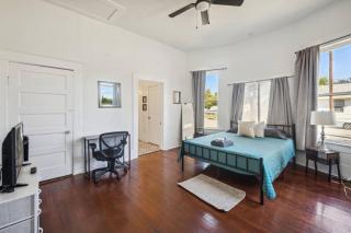 Downtown Suite in shared home - 0