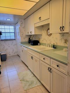 316 - Oceanfront 2 bedroom 2 bath - New Smyrna Beach - 6