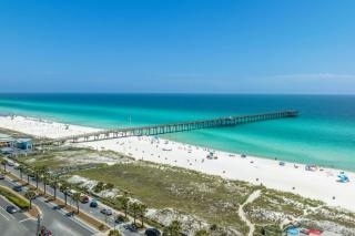 Condo w/beach, pools, tennis, shuffleboard, more! - 4