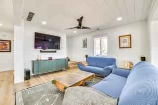 Deck and Scenic Views Lakefront Cottage in Hale! - - 8