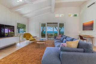 Haena Modern Beachfront Hale Elua - 1