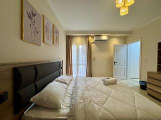 Golden 2 BDR Apartment In Rehab City - Burg el-Ḥudûd - 2