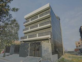 Super Townhouse Crystal Leaf - Indirapuram - 5